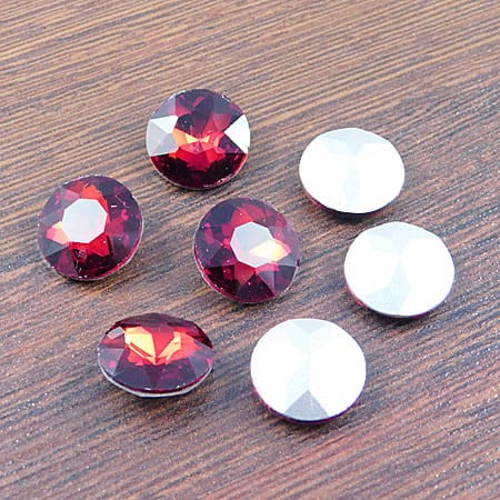 Kaboszon koło fasetowane ze szkła 12x5.5mm czerwone (2szt)