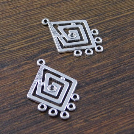 Zawieszka karo baza kolczyka z metalu 30x21mm ciemna srebrna (2szt)