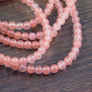 Kwarc wiśniowy kulki gładkie 4-4.5mm (10szt.)