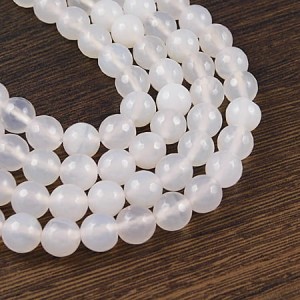 Agat biały kulki fasetowane 8mm (4szt)