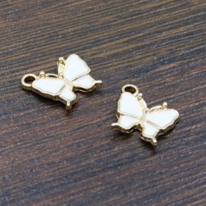 Zawieszka motyl z metalu i emalii 13x10mm biała (1szt)