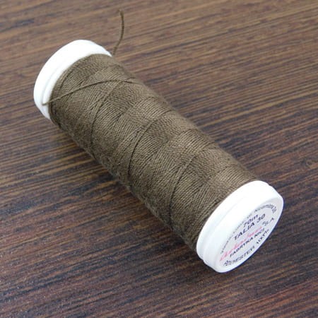 Nici TALIA 30 100% poliester brązowe (1op.70m)