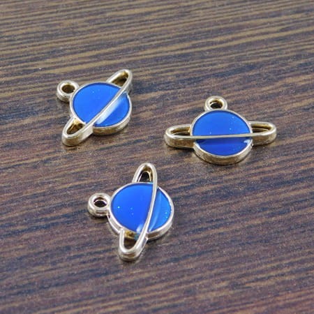 Zawieszka planeta niebieska z metalu i emalii 16x12mm (1szt.)