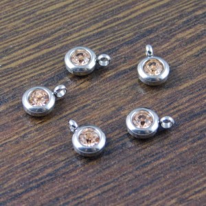 Zawieszka ze stali chirurgicznej z cyrkonią różową 9x6.5mm (1szt.)