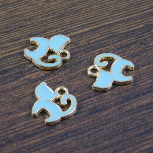 Zawieszka kotek niebieski z metalu i emalii 13x12mm (1szt.)