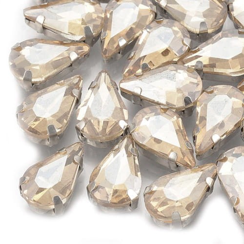 Kaboszon łza ze szkła w oprawie 8x5mm jasny złoty (4szt)