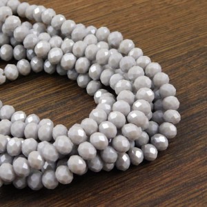 Oponki fasetowane ze szkła 6x4.5mm jasno szare z połyskiem (20szt.)