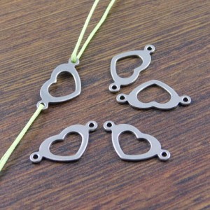 Łącznik serce ażur 23x11.5mm  stal nierdzewna ciemne srebro (1szt.)