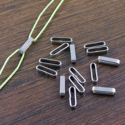 Łącznik owal stal nierdzewna 12x3.5x2.5mm ciemny srebrny (2szt)