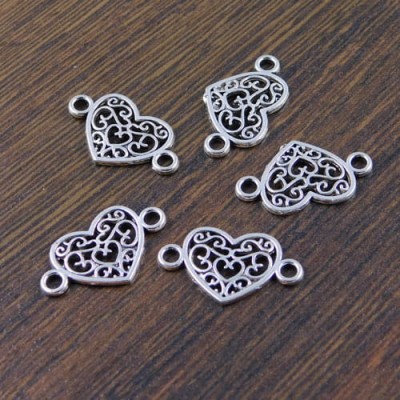 Łącznik serce z metalu 21x12mm ciemny srebrny (4szt)