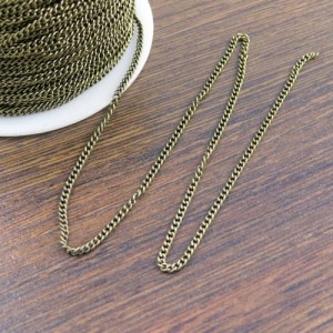 Łańcuszek metalowy 2.5x1.6mm antyczny brąz (1metr)