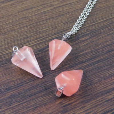 Zawieszka kwarc wiśniowy wahadło 30-28x14mm krawtka ciemna srebrna (1szt.)
