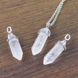 Zawieszka kryształ górski grot 40x10mm okucie ciemne srebrne (1szt.)