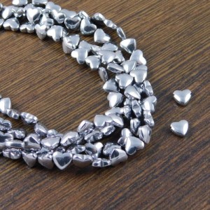 Hematyt serce ciemne srebrne 6x5.5mm (10szt.)