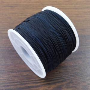 Czarny sznurek z poliestru do bransoletek 0.6mm (szpulka około 120m)