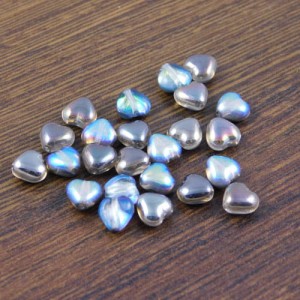 Czeskie koraliki szklane serca 6x5.5x4mm Crystal Grafhite Rainbow (10szt.)