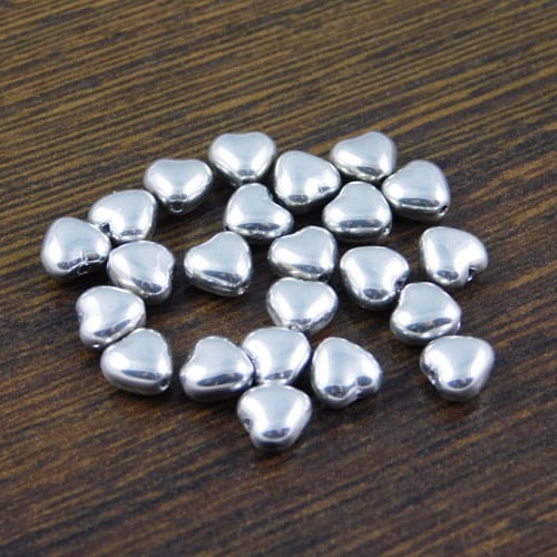 Koraliki serca 6x5.5x4mm Crystal Labrador (10szt)