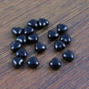 Koraliki serca 6x5.5x4mm czarne (10szt.)