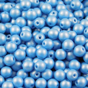 Czeskie koraliki szklane kulki 4mm Powdery Light Blue (40szt.)