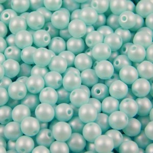 Czeskie koraliki szklane kulki 4mm Powdery Pastel Turquoise (40szt.)