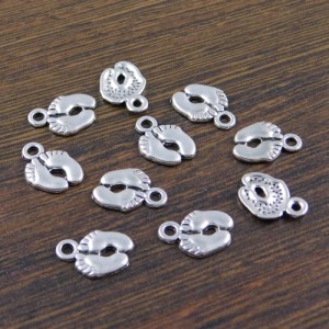 Zawieszka metalowa stopki 14x10mm antyczne srebro (6szt.)