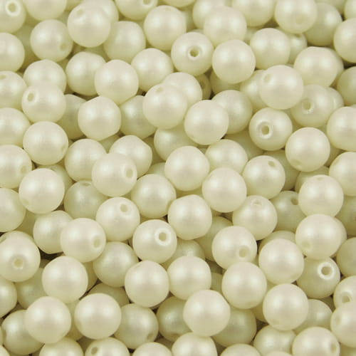 czeskie-kulki-szklane-3mm-powdery-ivory-kosc-sloniowa