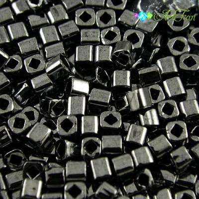 TOHO Cube 3mm Metallic Hematite (1op)