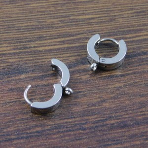 Bigle kajdanki stal nierdzewna 12x11mm ciemne srebrne (2szt.)