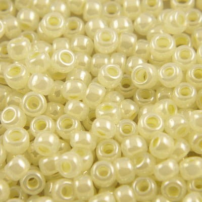 koraliki-szklane-toho-round-8-0-ceylon-banana-cream-3mm