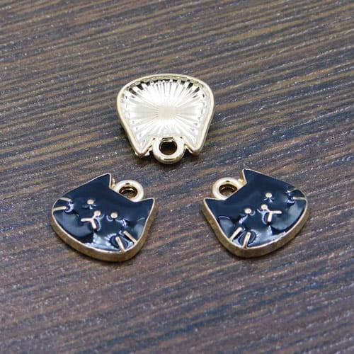Zawieszka kotek czarny z metalu i emalii 11x11mm (1szt.)