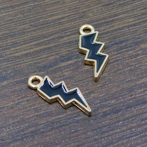 Zawieszka piorun czarny z metalu i emalii 20x7mm (1szt)