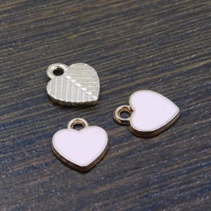 Zawieszka serce różowe z metalu i emalii 12x10mm (1szt.)