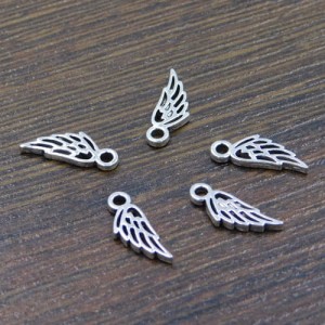 Zawieszka skrzydło z metalu 13x5mm ciemna srebrna (10szt)