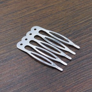Grzebień do włosów baza metalowa 40x27mm srebrna (1szt.)