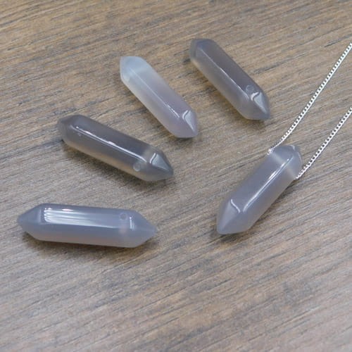 Zawieszka agat szary grot 30x9mm (1szt)