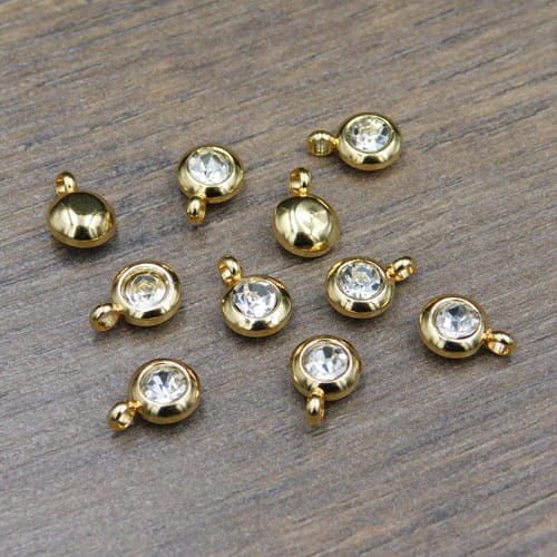 zlota-zawieszka-z-cyrkonia-stal-chirurgiczna-szlachetna-9x6-5mm