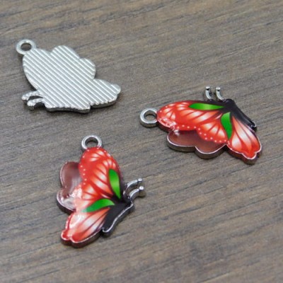 Zawieszka motyl z metalu i emalii 24.5x16mm czerwona (1szt)