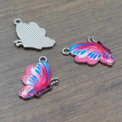 Zawieszka motyl z metalu i emalii 24.5x16mm mocny róż (1szt)