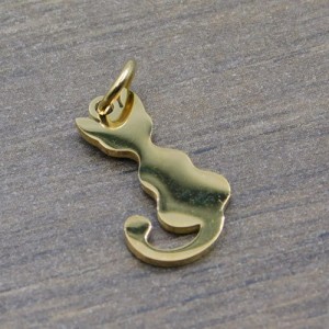 Złota zawieszka kotek 15.5x9mm stal chirurgiczna pozłacana (1szt.)