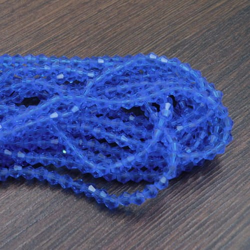 Kryształki ze szkła 4mm niebieskie (85szt.)