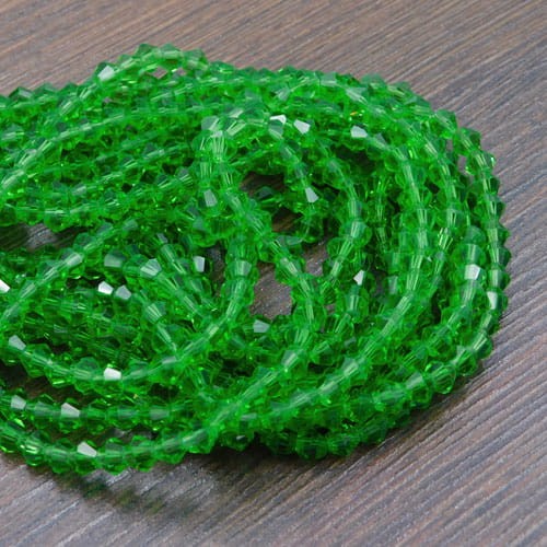 krysztalki-szklane-bicone-4mm-zielone-biżuteria-diy