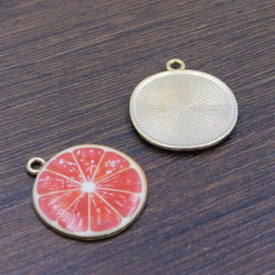 Zawieszka grejfrut z metalu i emalii 26x23mm czerwona (1szt.)