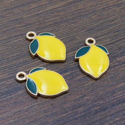 zawieszka-cytryna-metal-emalia-zolta-20x13mm