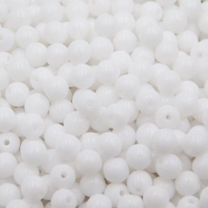 Czeskie koraliki szklane kulki 4mm białe nieprzezroczyste (40szt.)