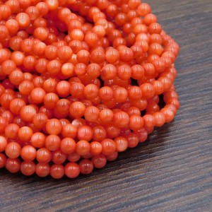 Masa perłowa barwiona kulki 4mm koralowe (sznur 95szt.)