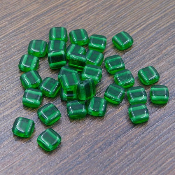Koraliki Tile ze szkła 6mm Green Emerald (20szt.)