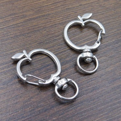 Baza breloczka obrotowa jabłko z metalu 40x25mm ciemna srebrna (1szt.)