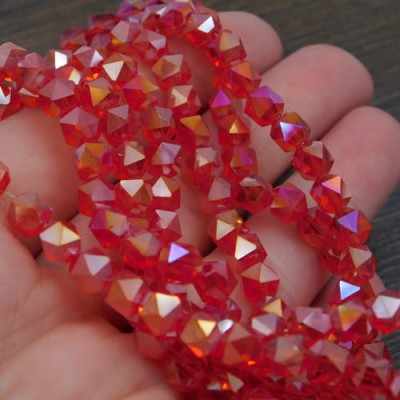 Kryształki ze szkła 5.5x5.5mm czerwone AB (20szt.)