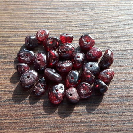 granat-kamien-naturalny-sieczka-kamyczki