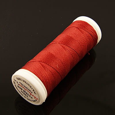 nici-ariadna-tytan-60e-czerwone-krosno-haft-koralikowy